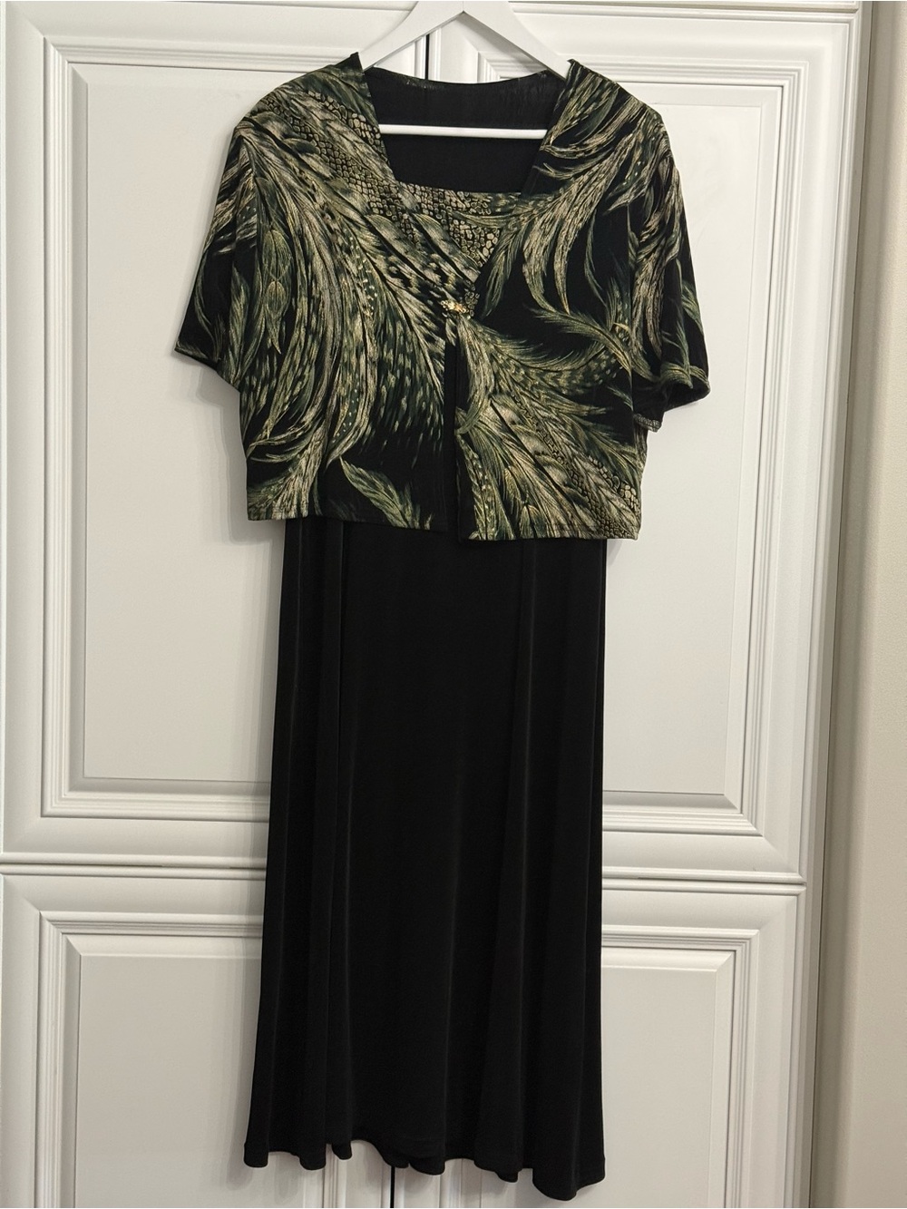 Joseph Ribkoff Couture 2Pc Black Evening Dress Green Feather-Print Bolero Sz 16
